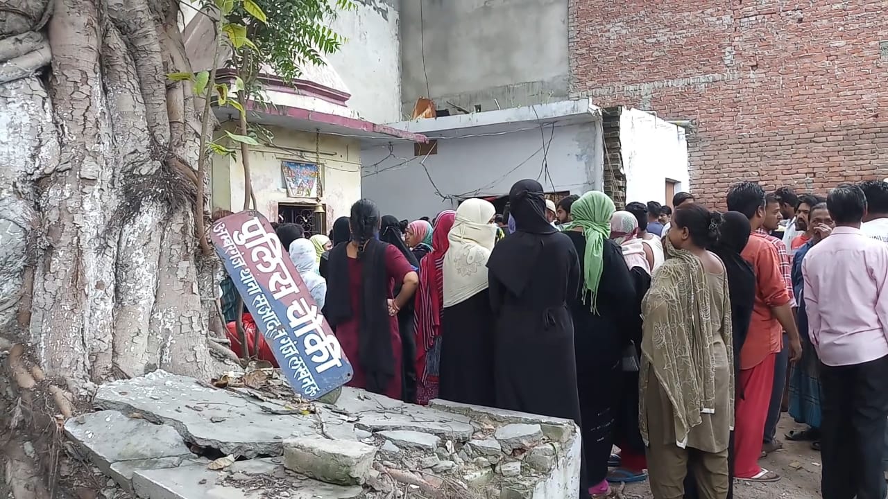 बच्चा चोरी की अफवाह शक मे जनता ने मरीज़ को पकड़ा