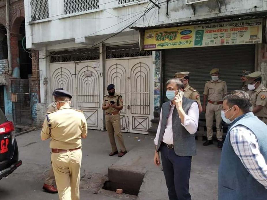 लखनऊ के मरकज़ पहुॅची डाक्टरो की टीम 6 लोगो की हुई जाॅच