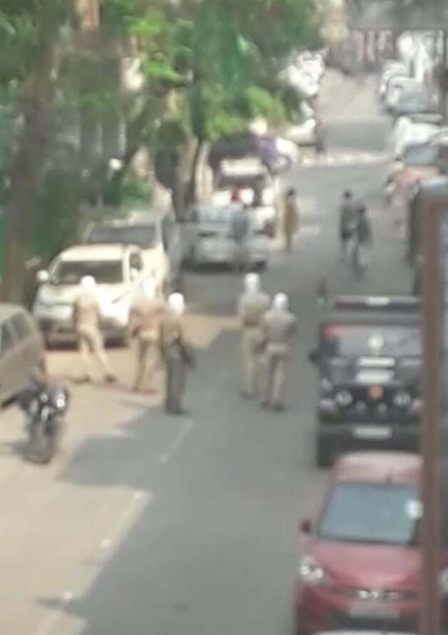 ठाकुरगंज में भी बन सकता है एक मोहल्ला हाॅट स्पाॅट